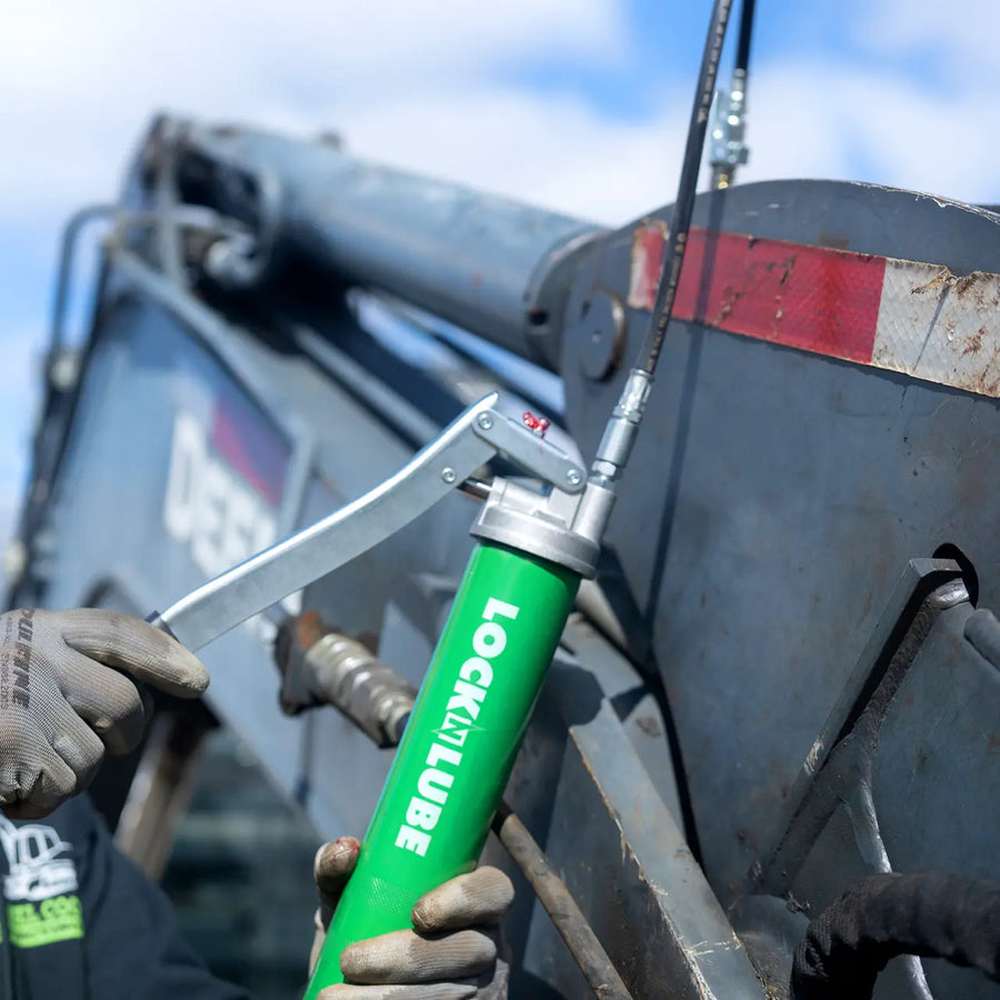 LockNLube Heavy-Duty Lever Grip Grease Gun
